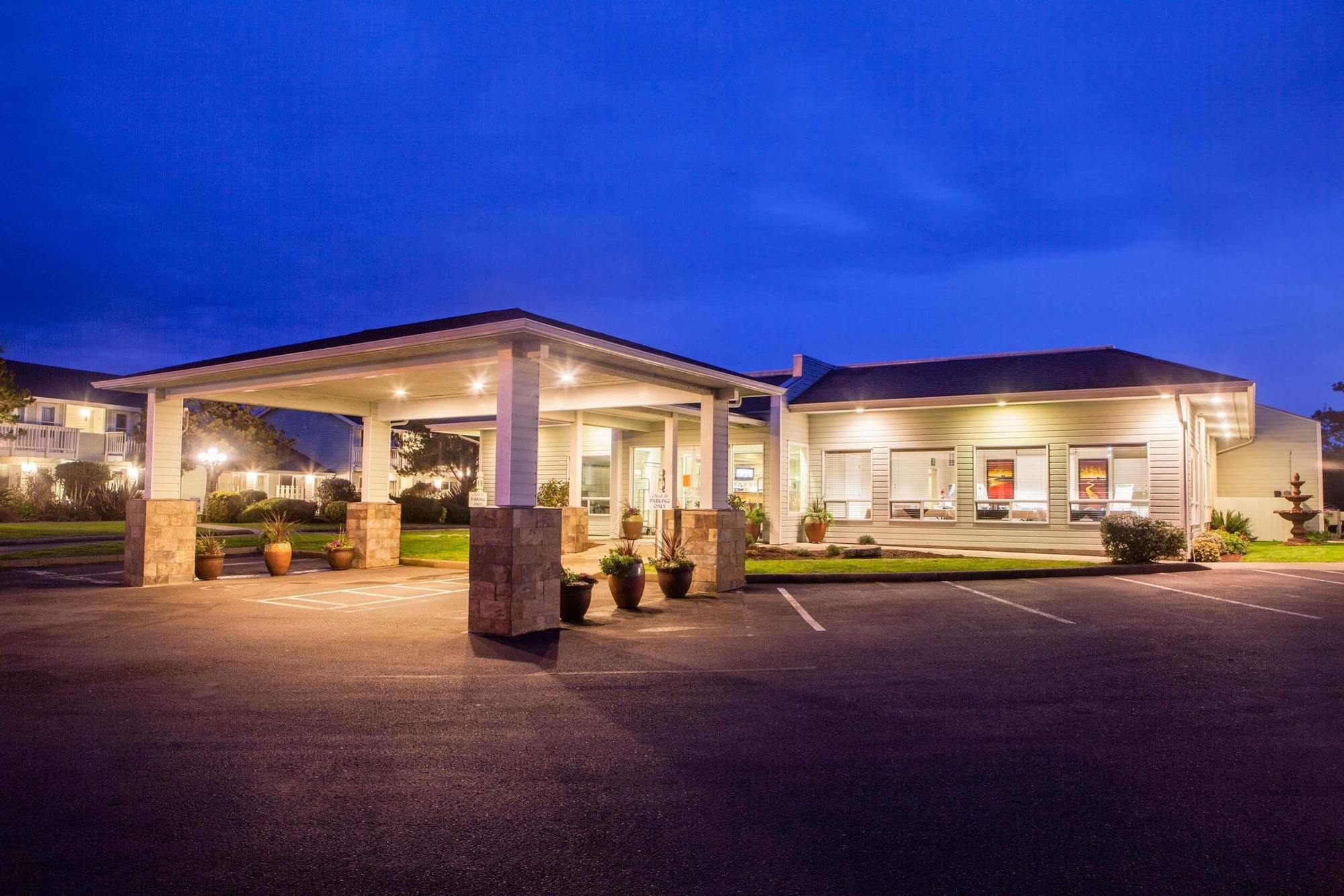 Best Western Inn At Face Rock Bandon Eksteriør billede